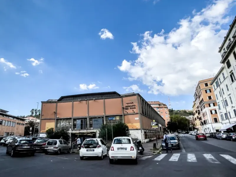 Roma, rinasce l’ex Mercato dei Fiori al Trionfale: ecco il bando, sarà dato in locazione per 50 anni a 10mila euro al mese (Il Messaggero)